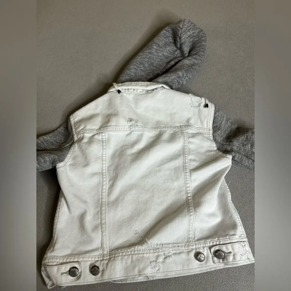 Free People White and Grey Jean Jacket Distressed Denim Detachable Hood Size XS - Picture 9 of 15